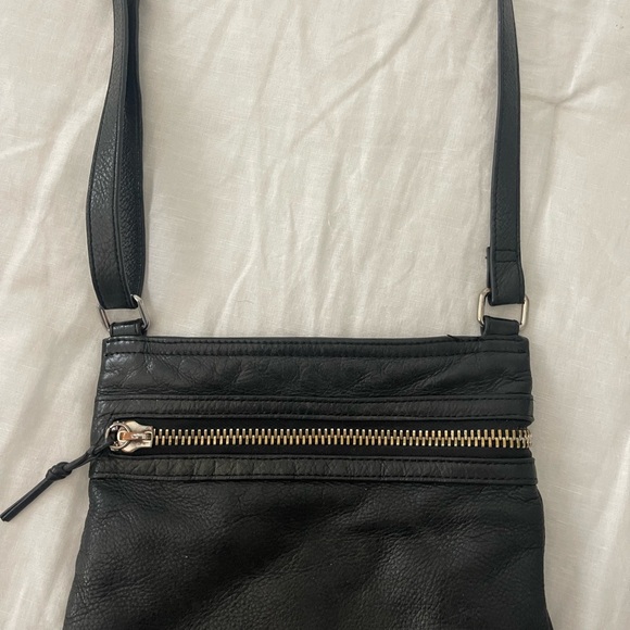 margot Black Leather Crossbody Bag - Picture 3 of 13